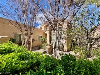 Photo #2: 2678674 Listing 