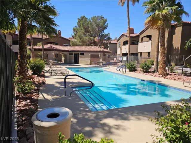 MLS: 2678693 Condo For Sale