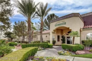 Photo #2: 2678698 Listing 