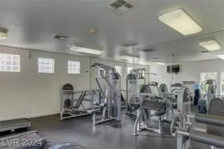 Photo #5: 2678698 Listing 