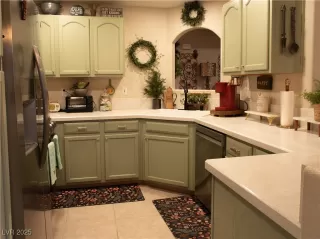 Photo #1: 2678699 Listing