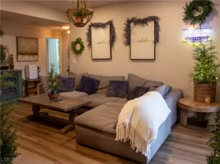 Photo #6: 2678699 Listing