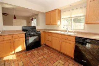 Photo #3: 2678716 Listing 