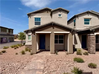 Photo #2: 2678728 Listing 