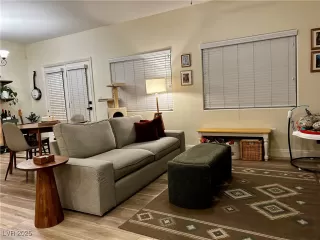 Photo #3: 2678734 Listing