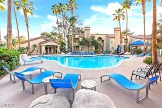 Photo #1: 2678752 Listing