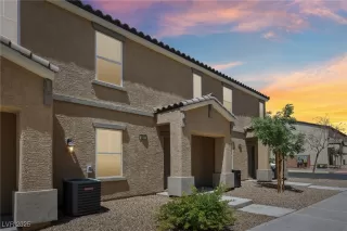 Photo #1: 2678755 Listing 