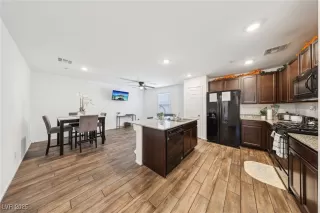 Photo #6: 2678755 Listing 