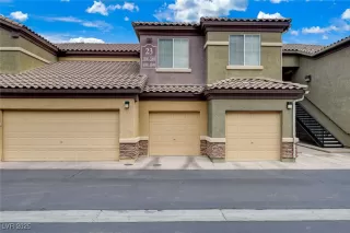 Photo #3: 2678776 Listing