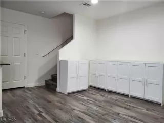 Photo #5: 2678821 Listing 