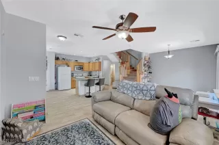 Photo #5: 2678827 Listing