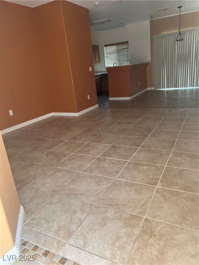 MLS: 2678859 Condo For Sale