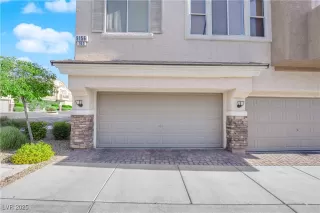 Photo #2: 2678870 Listing 