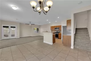 Photo #5: 2678870 Listing 