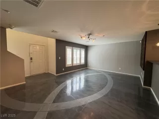 Photo #2: 2678871 Listing 