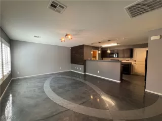 Photo #4: 2678871 Listing 
