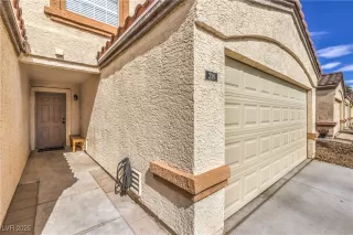 Photo #2: 2678879 Listing