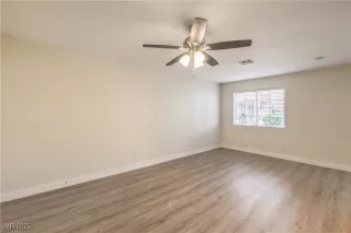 Photo #4: 2678879 Listing