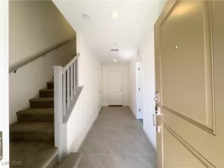 Photo #1: 2678882 Listing 