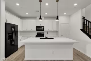 Photo #4: 2678889 Listing 