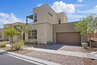 Photo #1: 2678890 Listing 