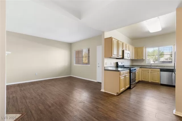 MLS: 2678939 Condo For Sale