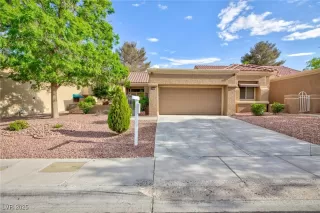 Photo #3: 2678957 Listing