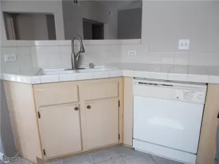 Photo #6: 2678970 Listing 