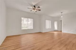 Photo #2: 2678984 Listing