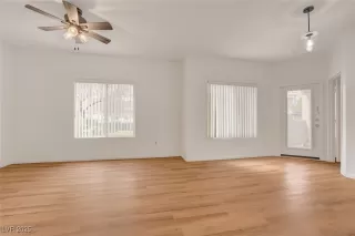 Photo #5: 2678984 Listing