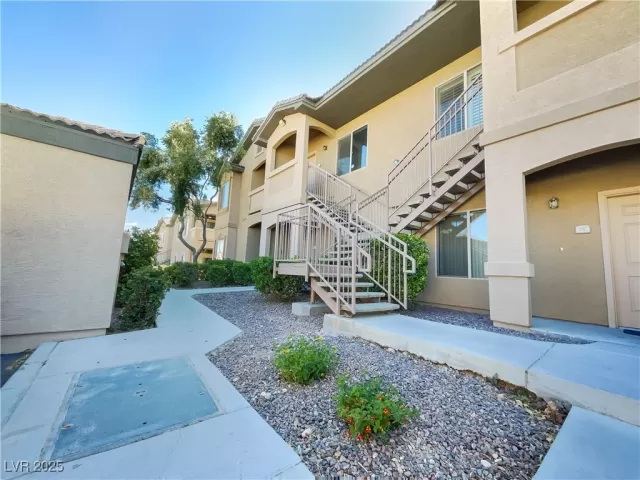 MLS: 2678995 Condo For Sale