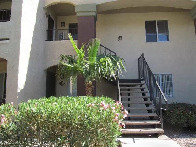 MLS: 2679002 Condo For Sale