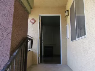 Photo #1: 2679002 Listing 