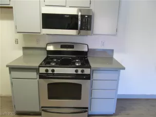 Photo #5: 2679002 Listing 