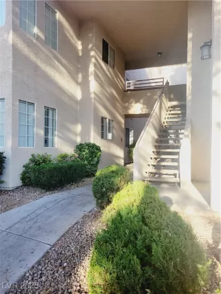 Photo #1: 2679034 Listing 