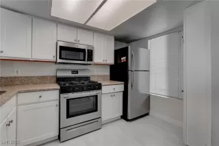 Photo #5: 2679039 Listing 