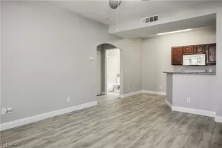 Photo #5: 2679044 Listing 