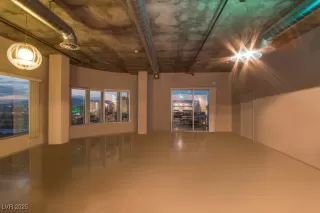 Photo #4: 2679062 Listing 