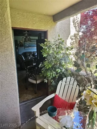 Photo #4: 2679068 Listing