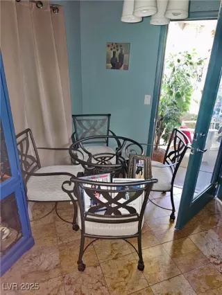 Photo #6: 2679068 Listing