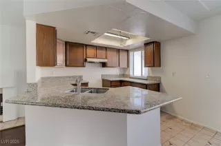 Photo #4: 2679124 Listing 