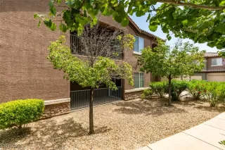 Photo #2: 2679126 Listing 