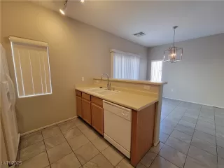 Photo #5: 2679143 Listing 