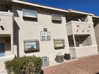 Photo #4: 2679150 Listing