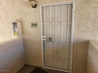 Photo #6: 2679150 Listing