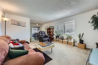 Photo #2: 2679169 Listing