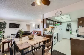 Photo #4: 2679169 Listing