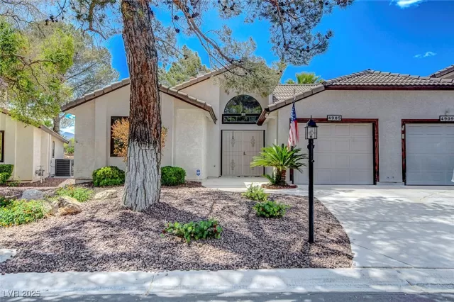 MLS: 2679200 Condo For Sale