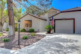 Photo #2: 2679200 Listing 