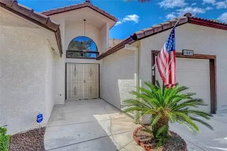 Photo #3: 2679200 Listing 